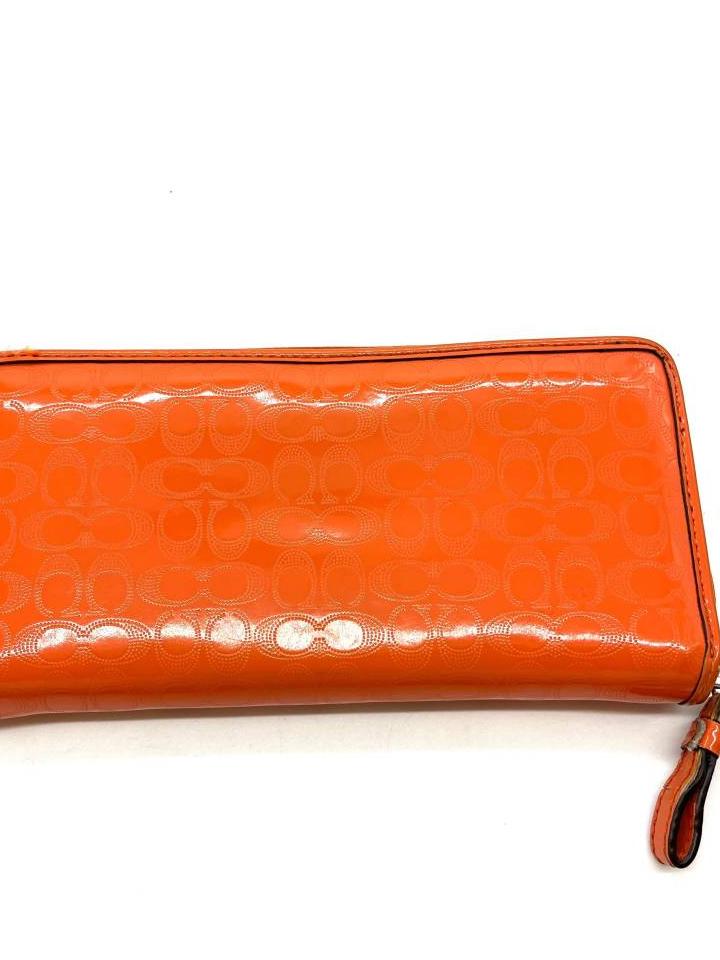 ☆美品☆COACH コーチ 長財布 財布 orange オレンジ レザー ハート レディース 可愛い おしゃれ カバー付き AATT0426-1(女性用 財布)｜売買されたオークション情報、!オークション(旧ヤフオク!) の商品情報をアーカイブ公開