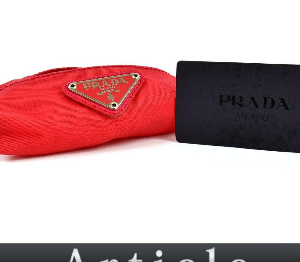 104682〇 PRADA プラダ 三角ロゴプレート ティッシュケース ティッシュカバー ポケットティッシュ入れ MV1X ナイロン レッド/  B(服飾小物)｜売買されたオークション情報、!オークション(旧ヤフオク!) の商品情報をアーカイブ公開 