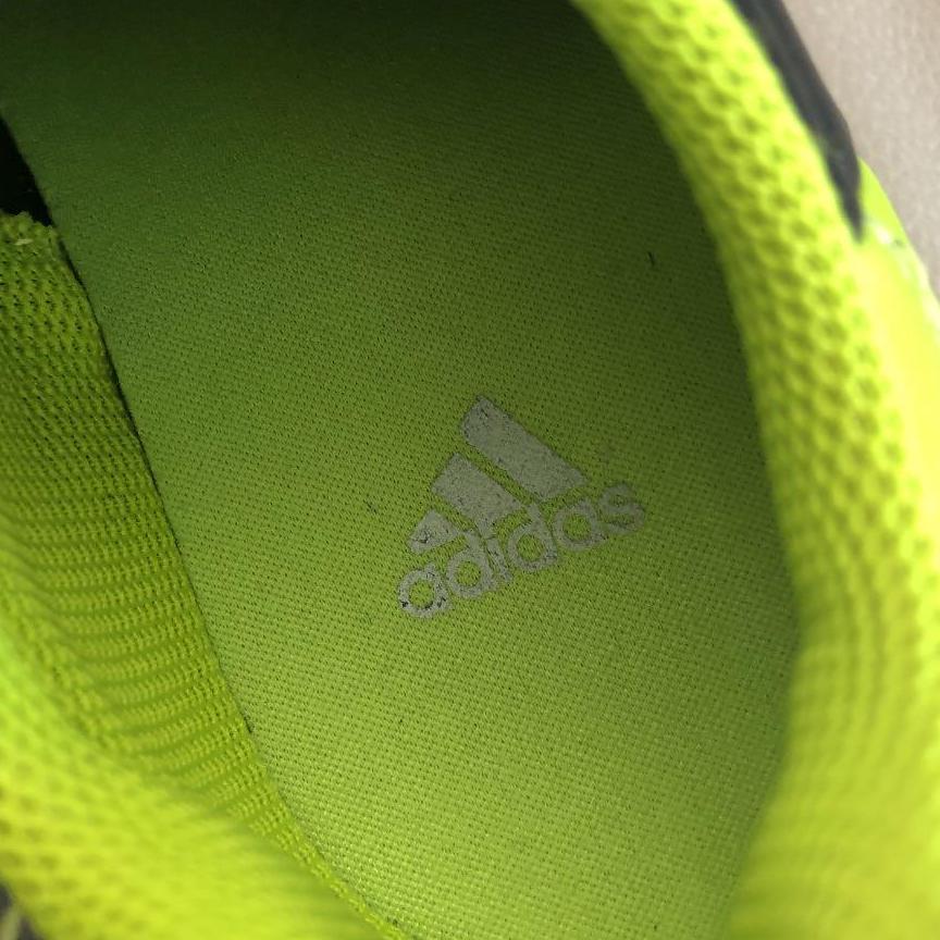 adidas　アディダス