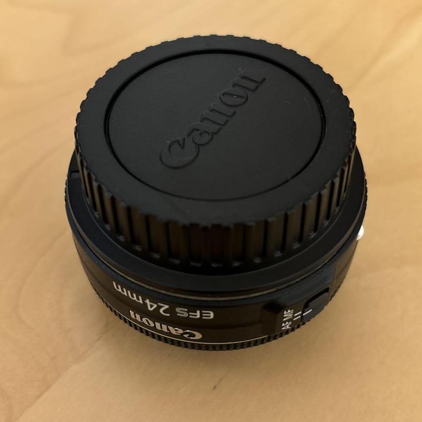 Canon　EF-S　24mm　F2.8　STM