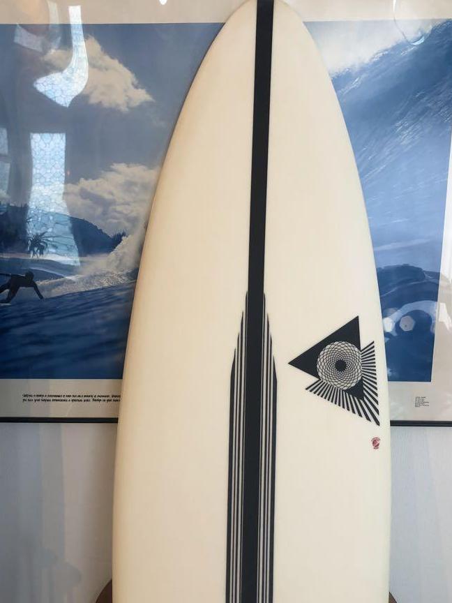 美品　ファイヤーワイヤー　TOMOデザイン　HYDRONAUT　5’8