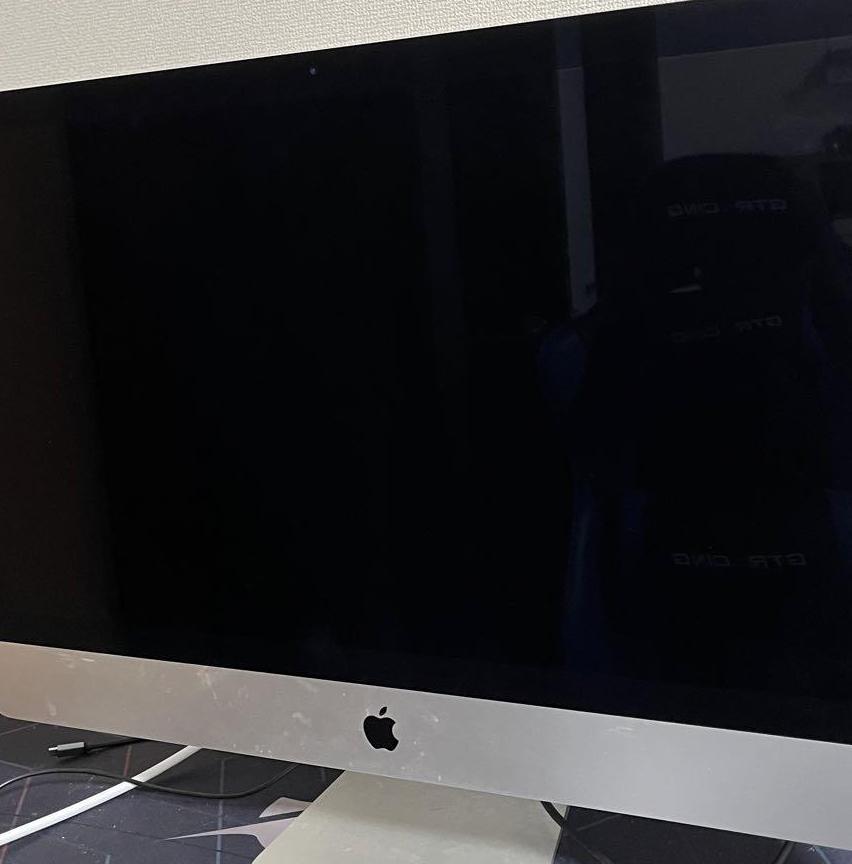 iMac　(Retina　5K,　27-inch,　2020)