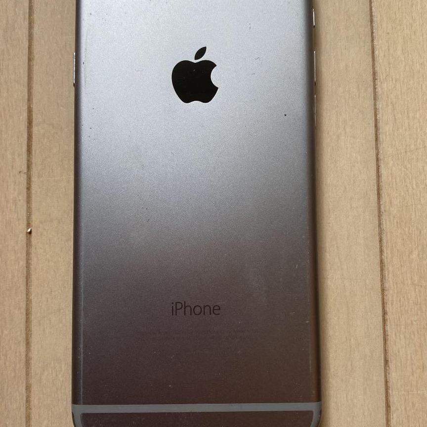 大特価iPhone　Space　Gray　GB　32　Softbank