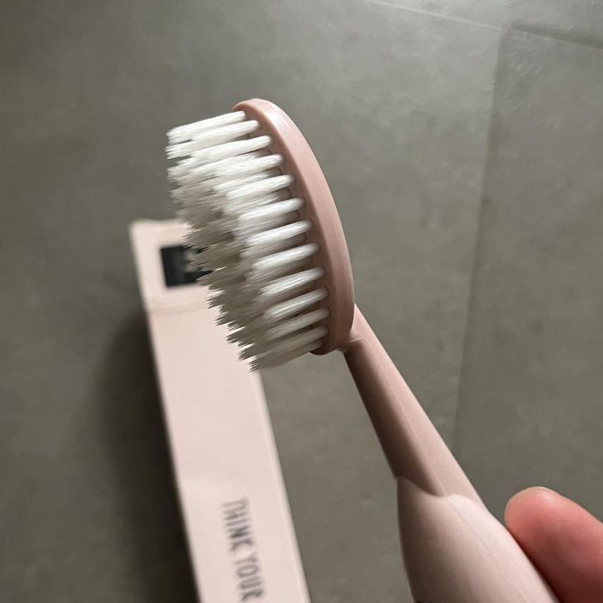 新品未使用　歯ブラシ　THINK　YOUR　JUMBO　BRUSH　TEETH