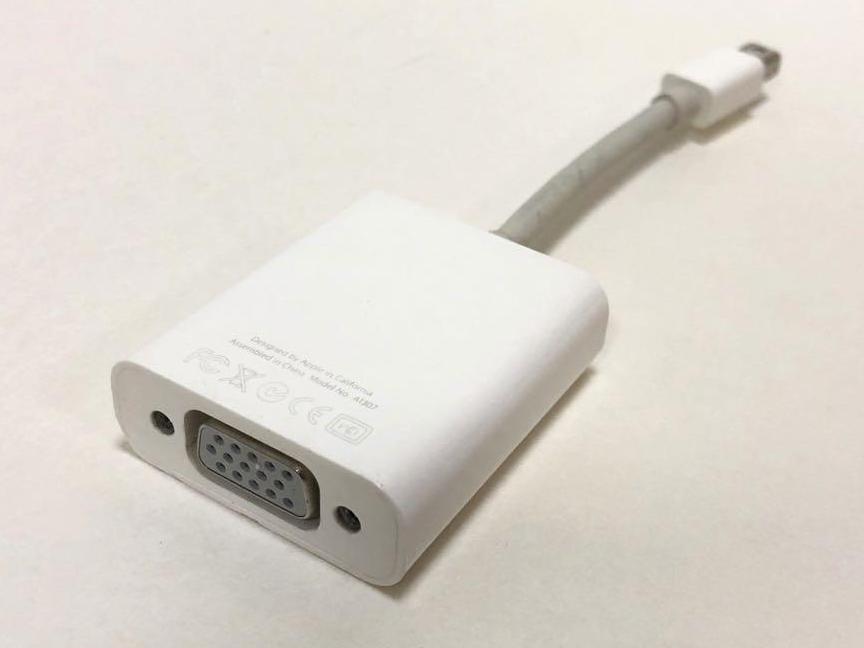 アウトレットApple　Mini　DisplayPort　VGAアダプタ　A1307