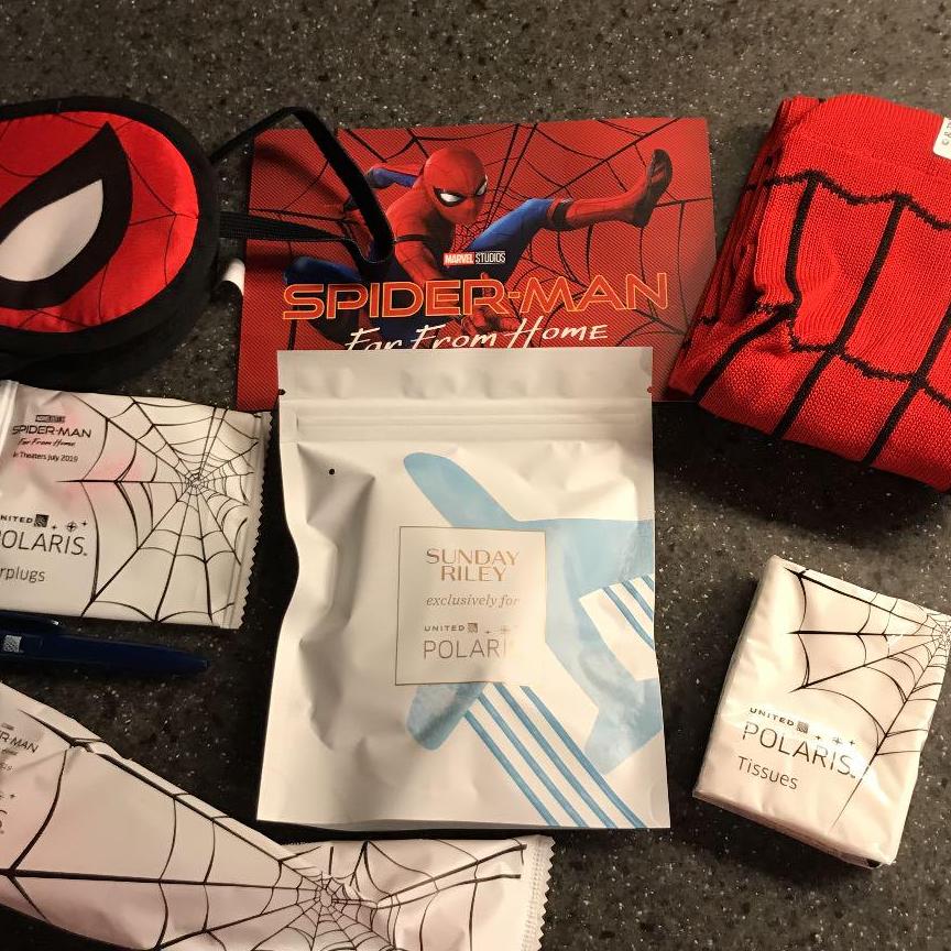 ユナイテッド航空　アメニティ　スパイダーマン