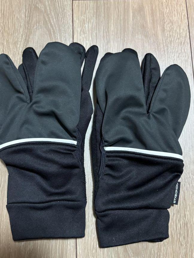 値下げEtxeondo　ミトン　Etxe　Windstopper　中古Ssize