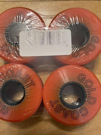 値下げ新品未使用　GOLD　COAST　ウィール　SHREDBOOTS　57mm